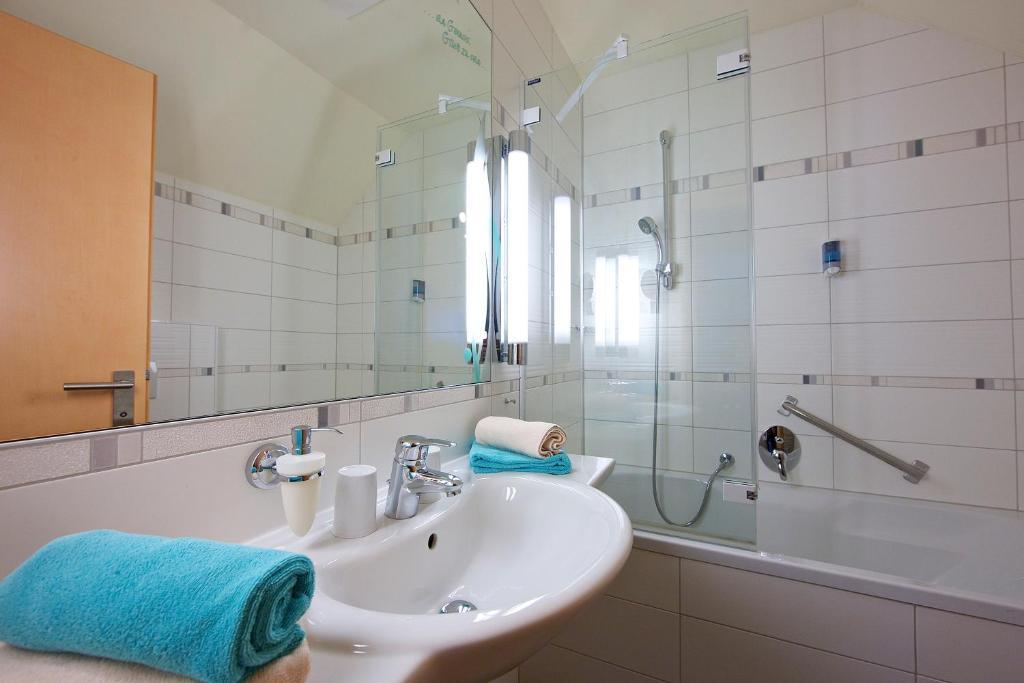 Hotel Zollner Gödersdorf Oda fotoğraf